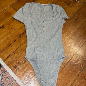 Bodysuit gray shirt